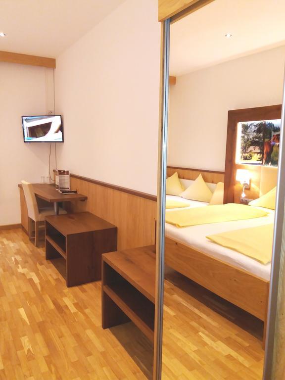 Hotel Gut Drasing Krumpendorf Zewnętrze zdjęcie